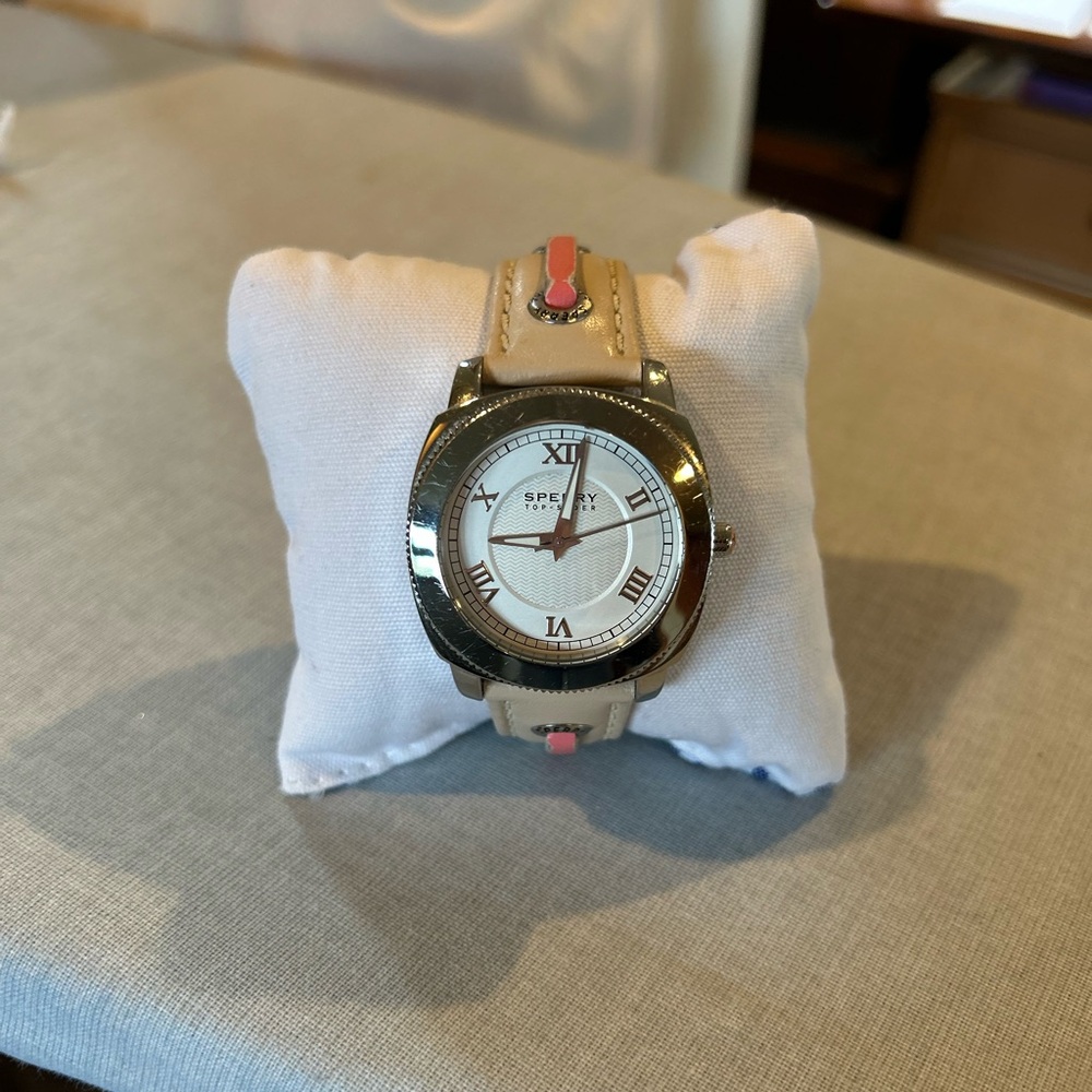 Sperry topsider Beige and Pink Watch